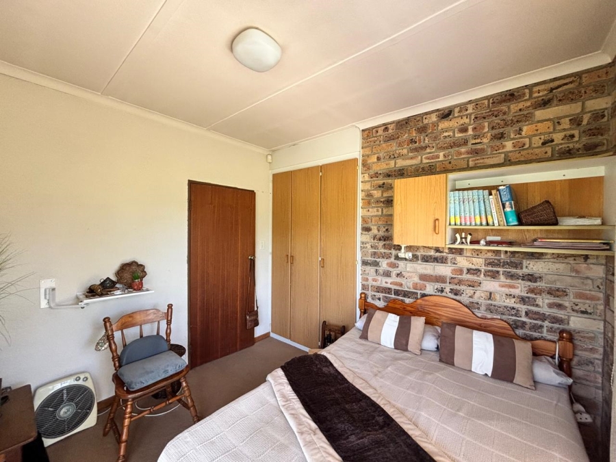 5 Bedroom Property for Sale in Heilige Akker North West
